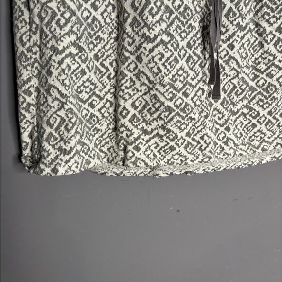 Loft Gray and White Print Pull On Mini Skirt Drawstring Waist Size Large - Picture 2 of 7